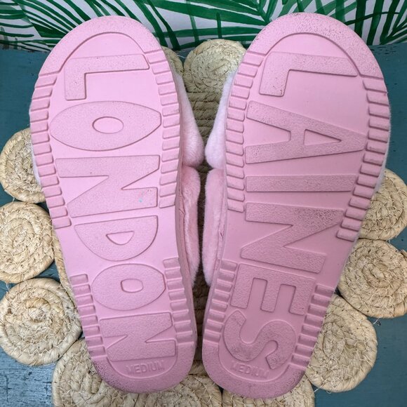 LAINES LONDON Classic Slippers With Enki-doo & Dog Mum / Mom Brooches - Size - M - Picture 3 of 5